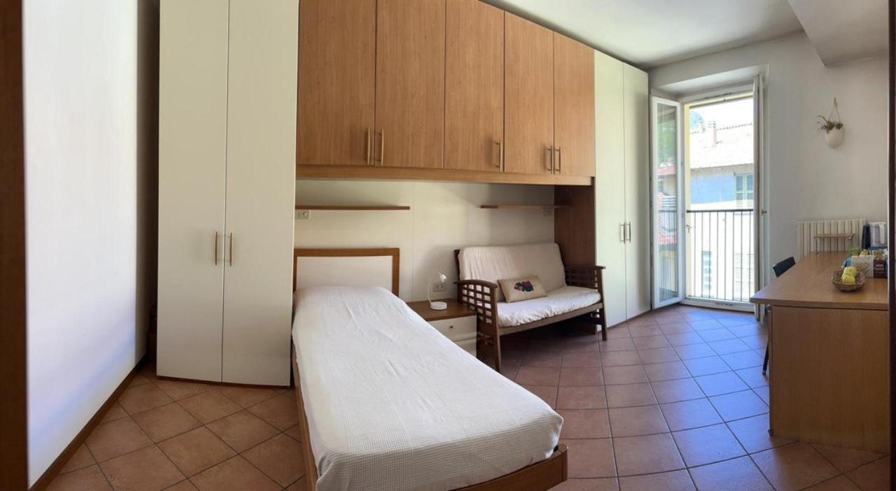 Lecco Only Females Guest House Εξωτερικό φωτογραφία